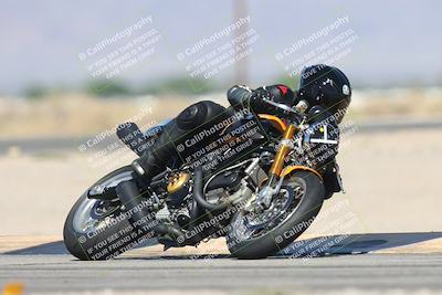 media/Oct-13-2025-Moto Forza (Mon) [[a66d839500]]/3-B Group/Session 3 (Turn 16)/